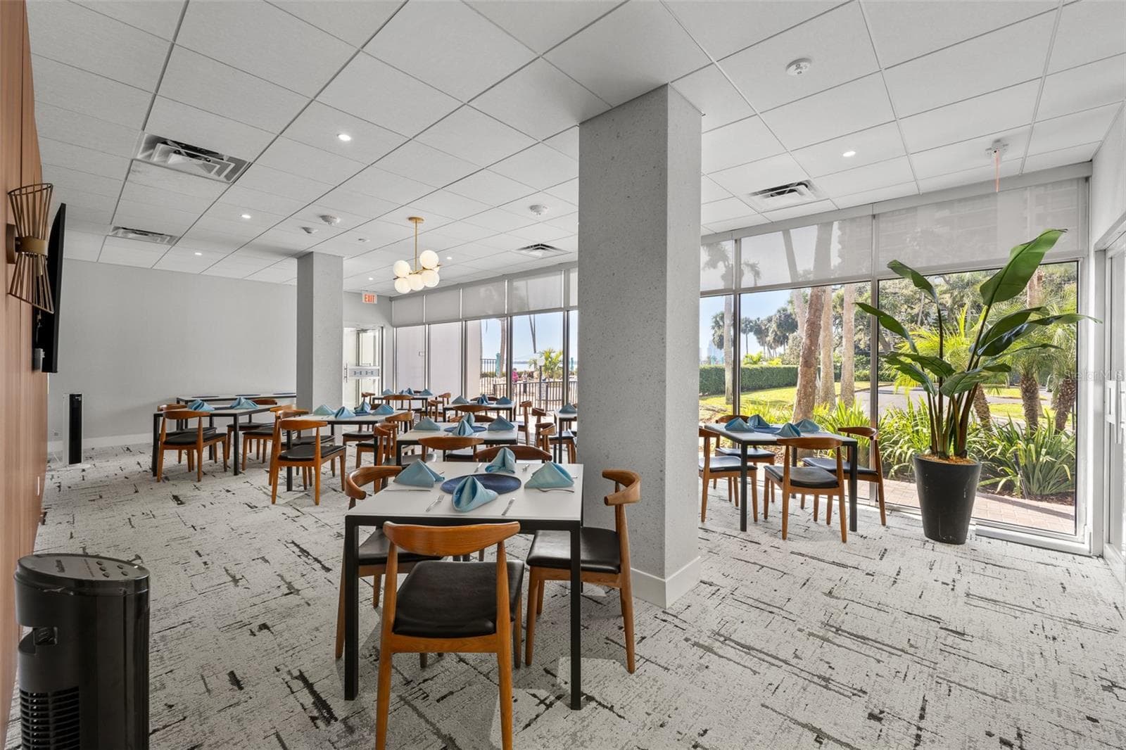 Condominium at 2401 BAYSHORE BLVD #203, TAMPA, photo 42 of 86