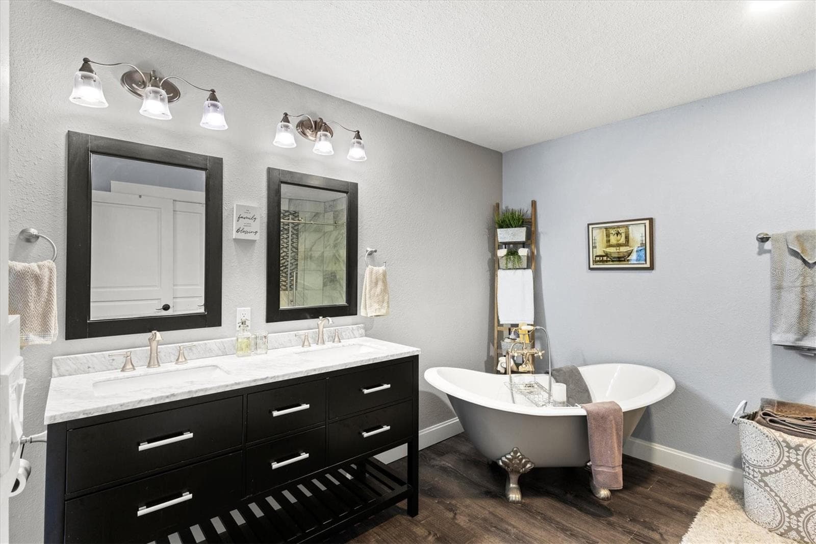 Single Family Residence at 4645 BREEZY PINES BLVD, SARASOTA, photo 30 of 52