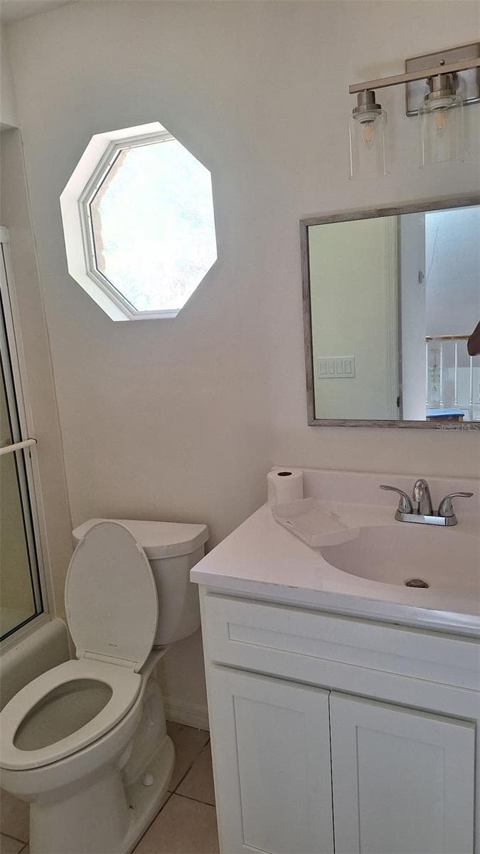 Bath - 20778 N HWY 329, MICANOPY