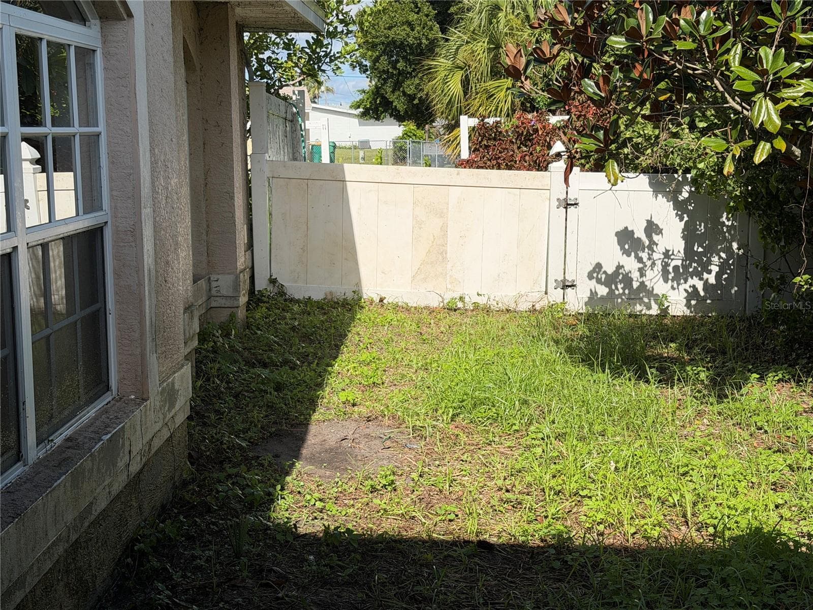 Single Family Residence at 3369 HARBOR BLVD, PORT CHARLOTTE, photo 4 of 19
