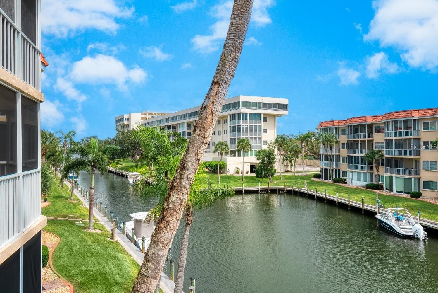 Condominium at 1250 N PORTOFINO DR #304, SARASOTA, photo 11 of 45
