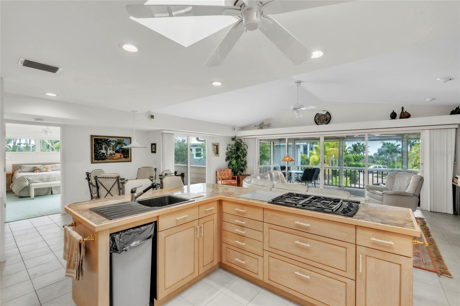 Single Family Residence at 103 SUNSET LN, ANNA MARIA, photo 17 of 54