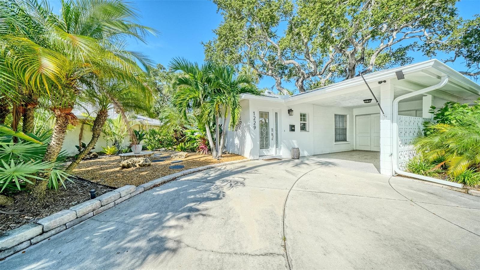 Front Entrance - Morning View - 1229 MOONMIST CIR #P6, SARASOTA