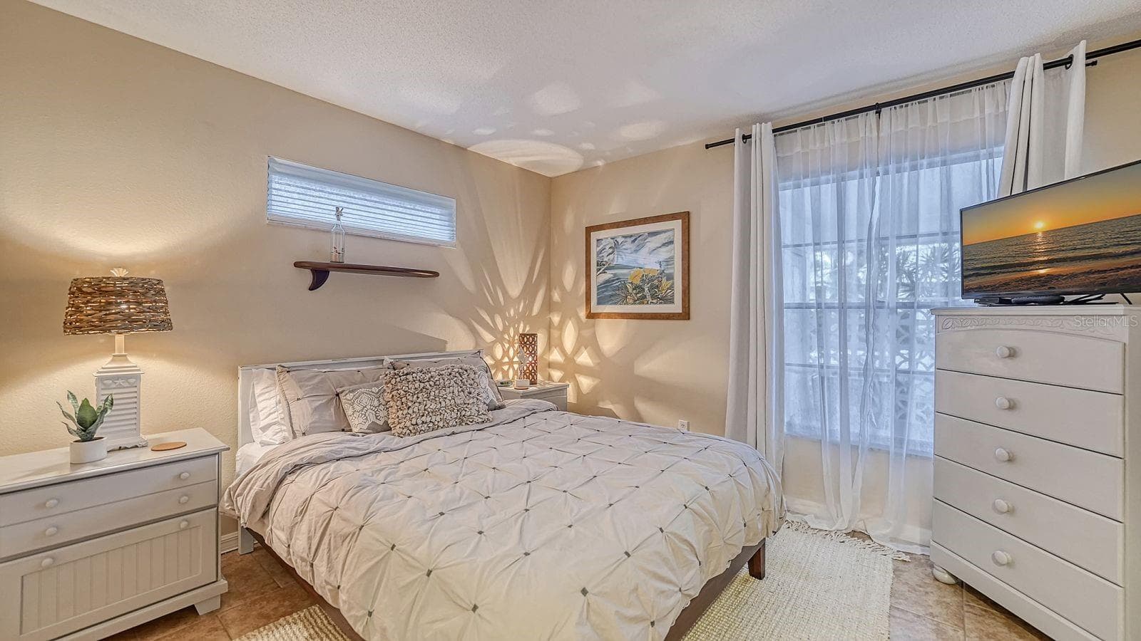 Guest Bedroom with Queen - 1229 MOONMIST CIR #P6, SARASOTA