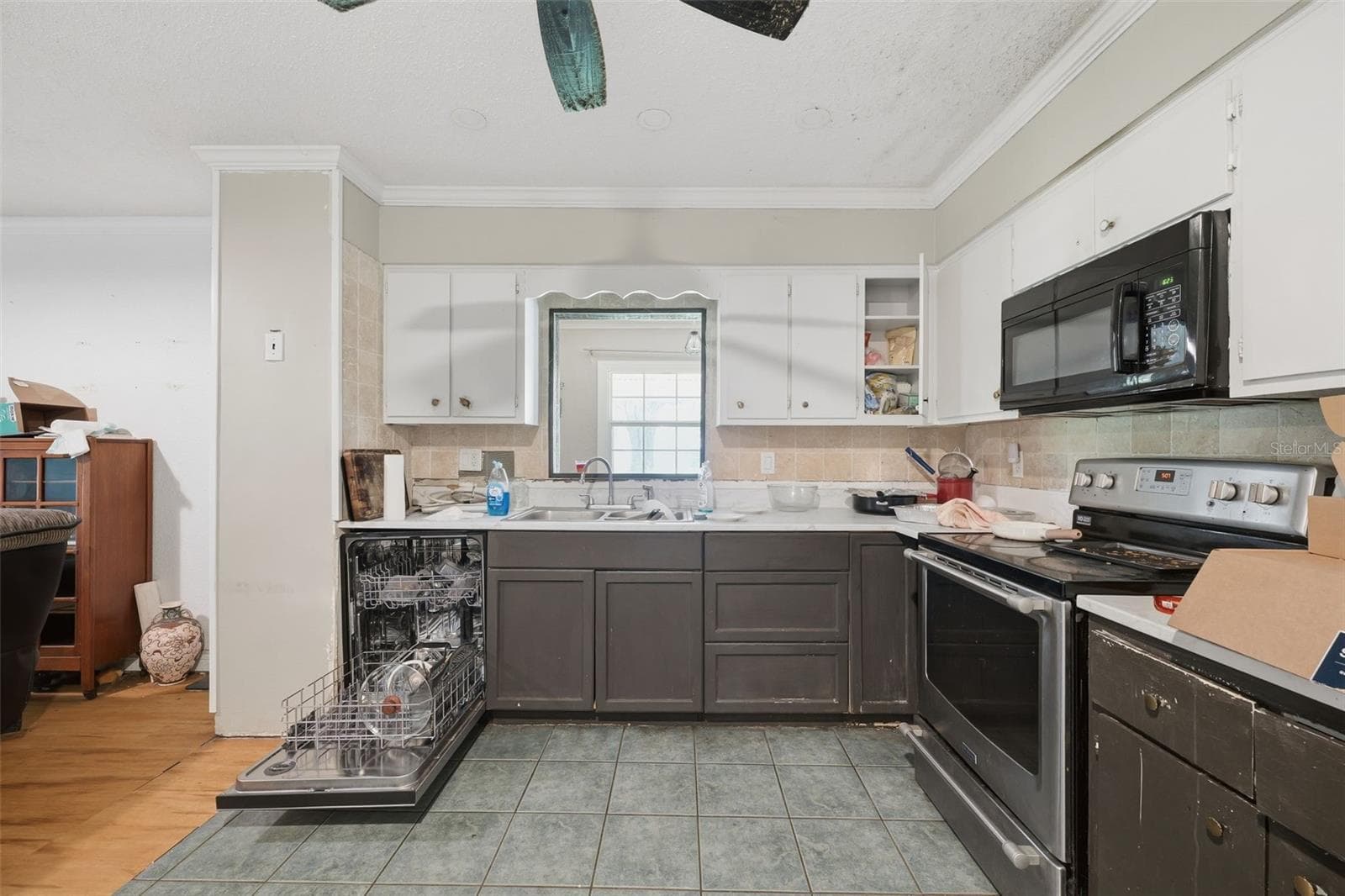 Kitchen - 15499 OAKCREST CIR, BROOKSVILLE