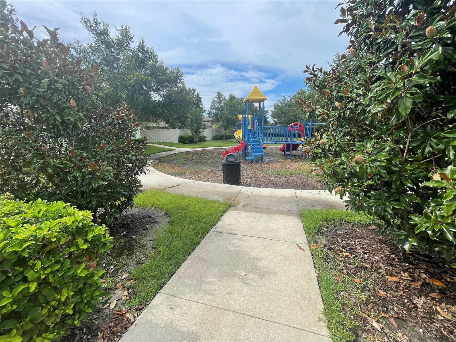 Single Family Residence at 1882 MONTE CRISTO LN, KISSIMMEE, photo 4 of 21