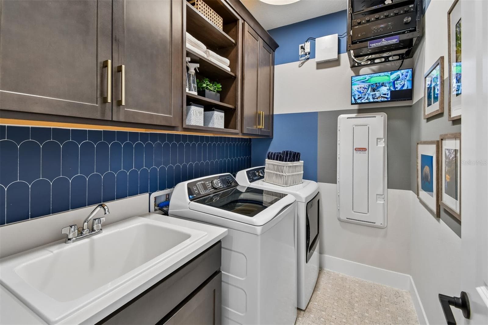 Single Family Residence at 3683 WOLVES CREEK PL, APOPKA, photo 9 of 32