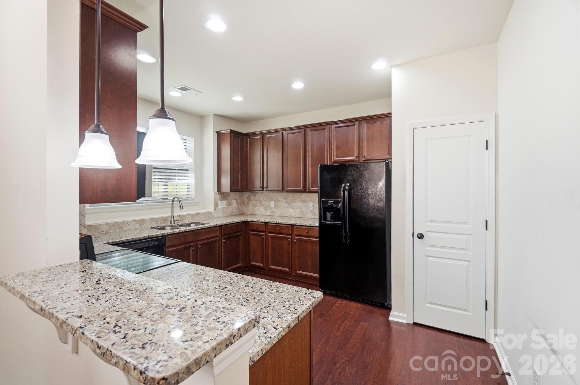 Kitchen - 123 Leyton Loop, Mooresville
