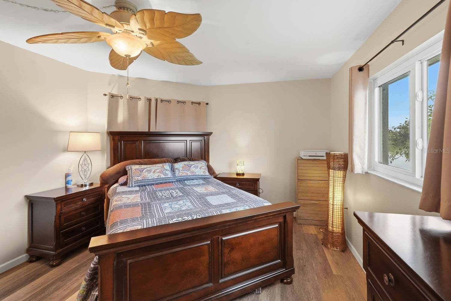 Single Family Residence at 2331 SANDLEWOOD DR, VENICE, photo 63 of 68