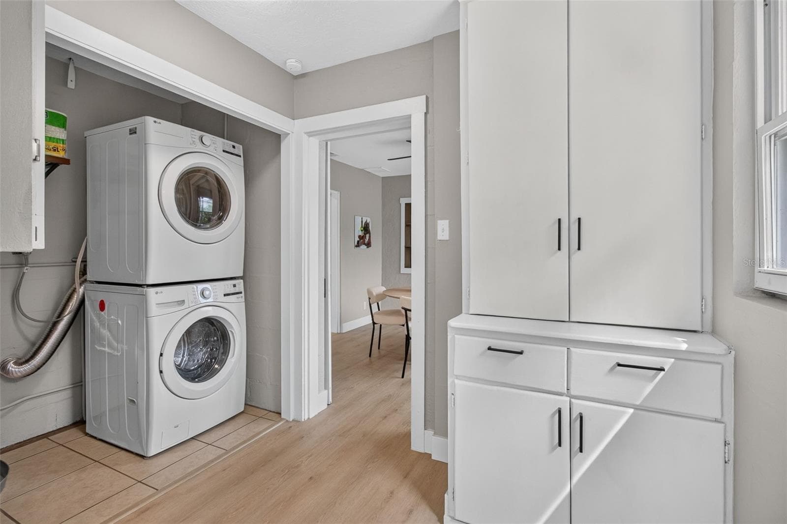 UTILITY/LAUNDRY/MUD ROOM OFF FROM DINING ROOM - 2109 58TH ST S, GULFPORT