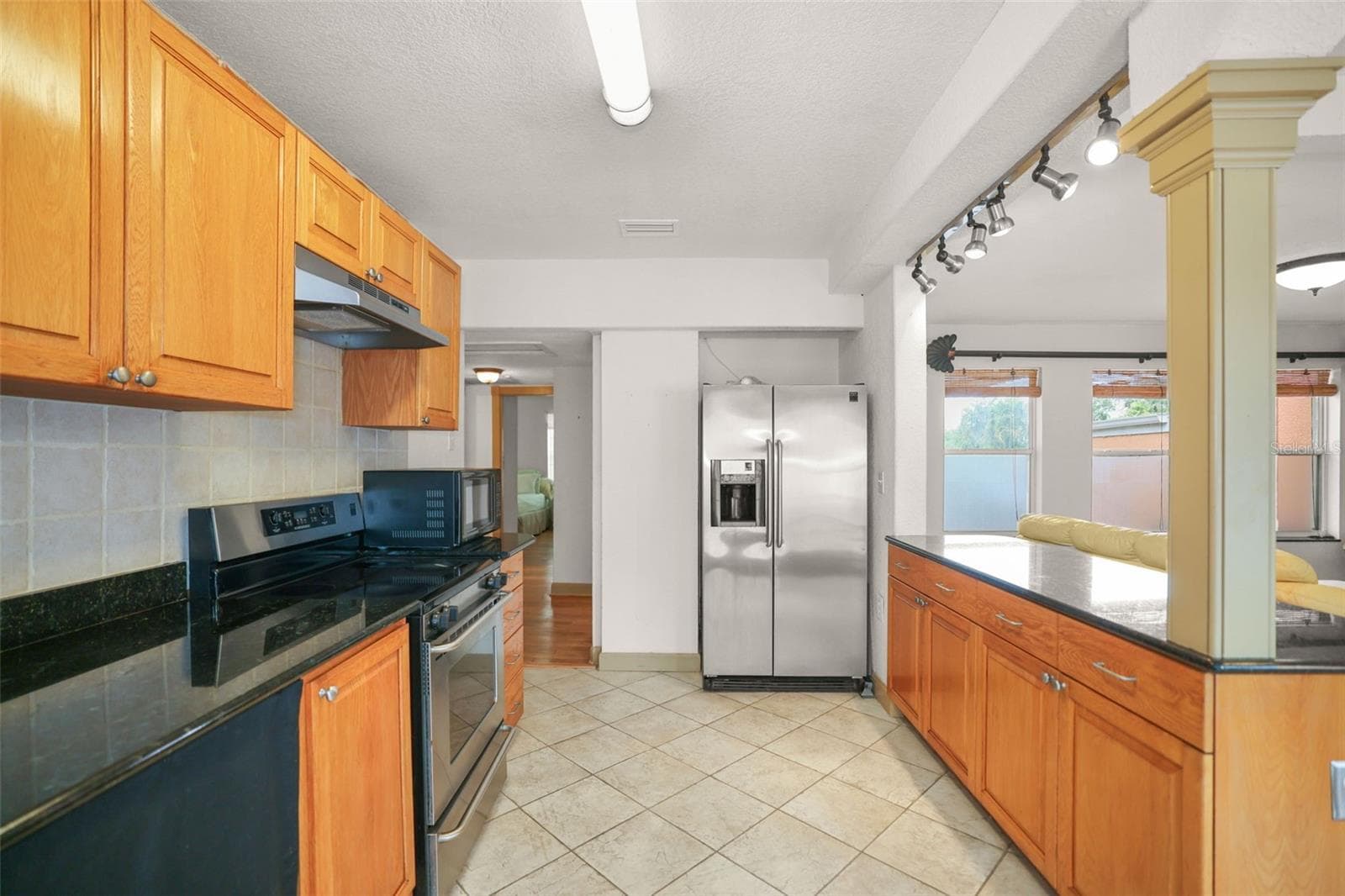 Single Family Residence at 1559 BAYSHORE BLVD, DUNEDIN, photo 6 of 28