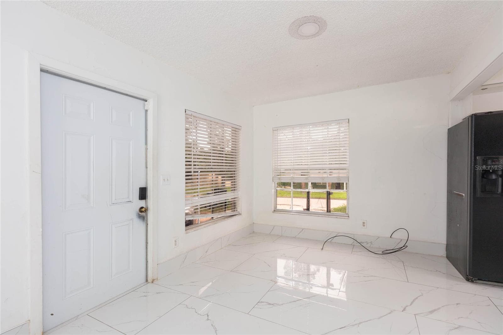 Duplex at 1718 E MULBERRY DR, TAMPA, photo 6 of 53