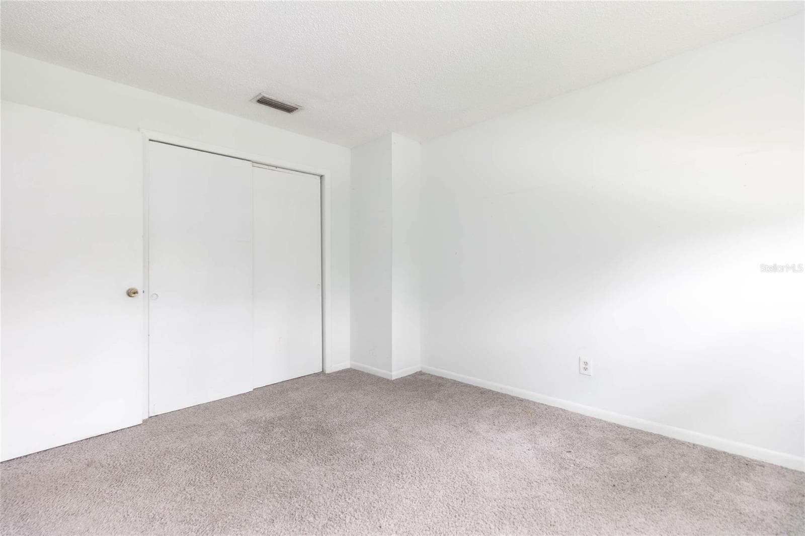Duplex at 1718 E MULBERRY DR, TAMPA, photo 20 of 53