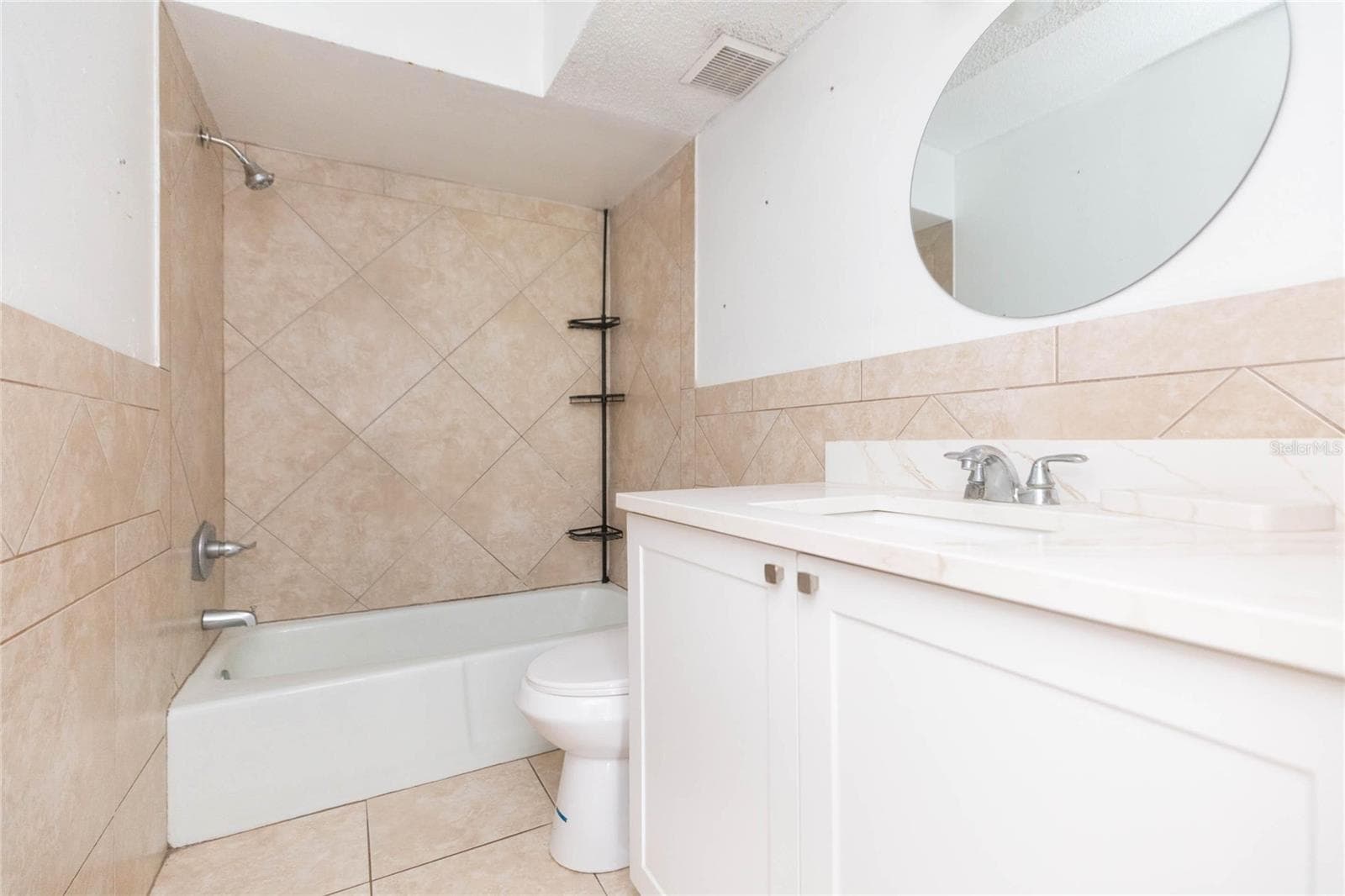 Duplex at 1718 E MULBERRY DR, TAMPA, photo 21 of 53