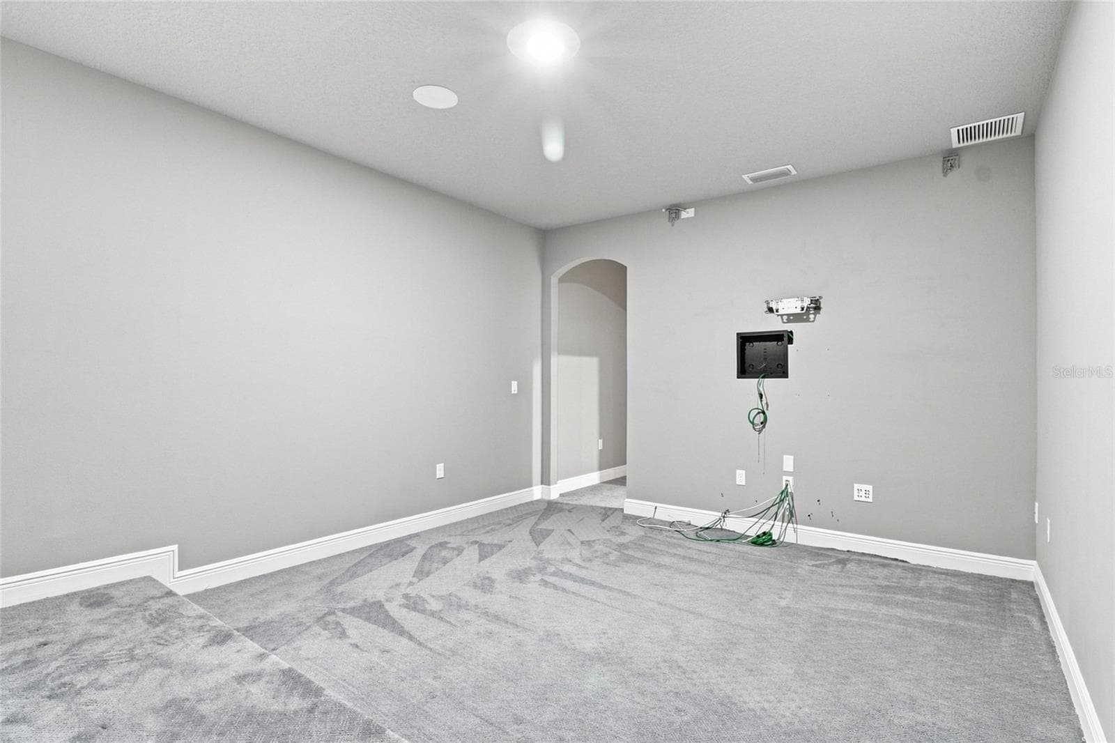 Single Family Residence at 1215 HILLANDALE RESERVE DR, TAMPA, photo 32 of 49