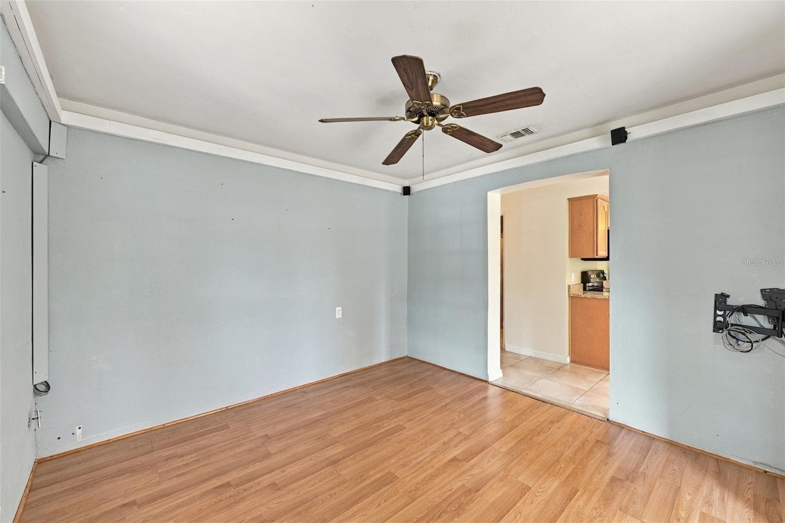 Single Family Residence at 407 7TH ST SW, RUSKIN, photo 15 of 45