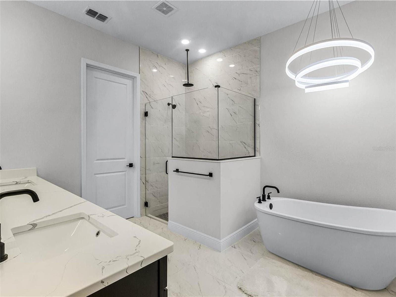 Single Family Residence at 15656 VETTA DR, MONTVERDE, photo 20 of 36