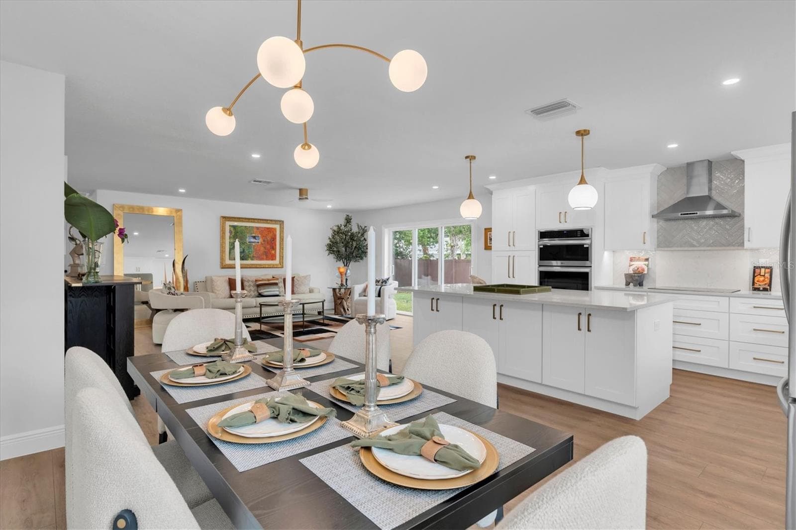 Single Family Residence at 2010 PINELLAS POINT DR S, ST PETERSBURG, photo 19 of 37