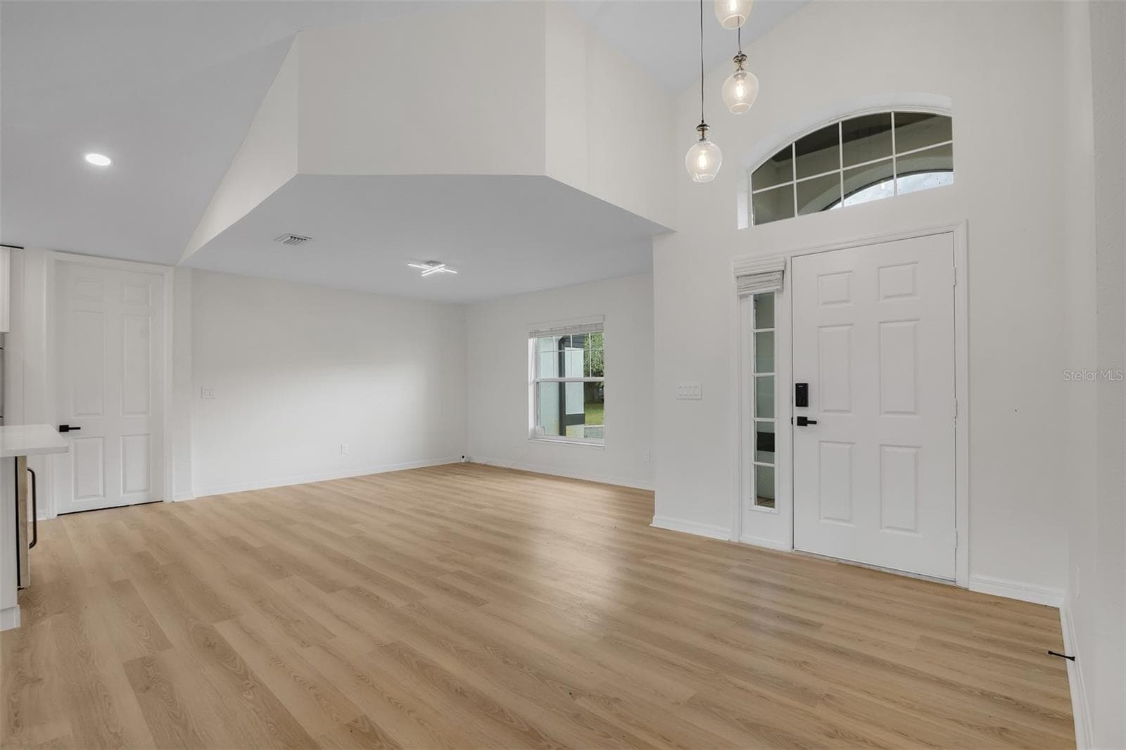 Single Family Residence at 6549 STATE ROAD 33, CLERMONT, photo 16 of 54