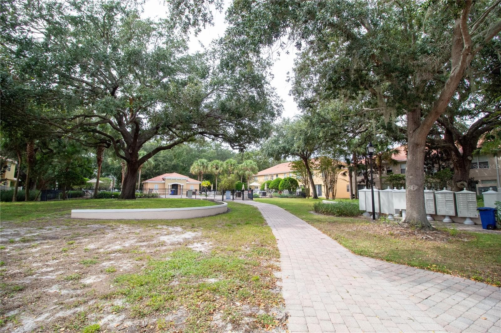 Townhouse at 5159 ADELAIDE DR, KISSIMMEE, photo 33 of 35
