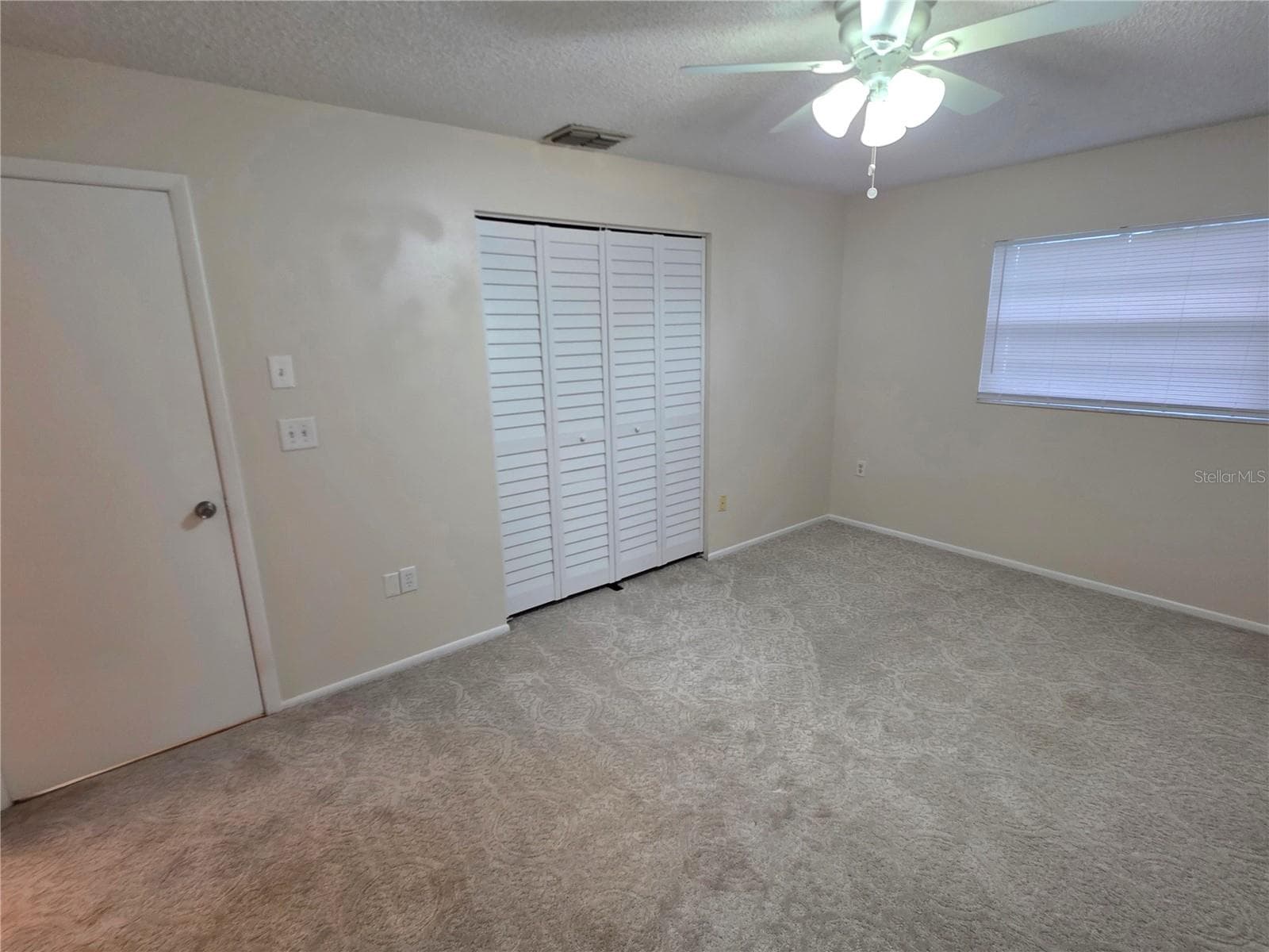 Single Family Residence at 5446 COLCHESTER AVE, SPRING HILL, photo 10 of 18
