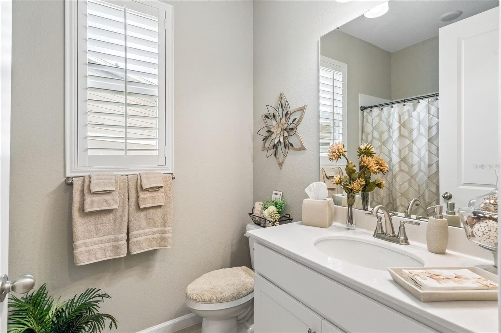 Single Family Residence at 10381 CHURCH HAMMOCK RD, LEESBURG, photo 12 of 20