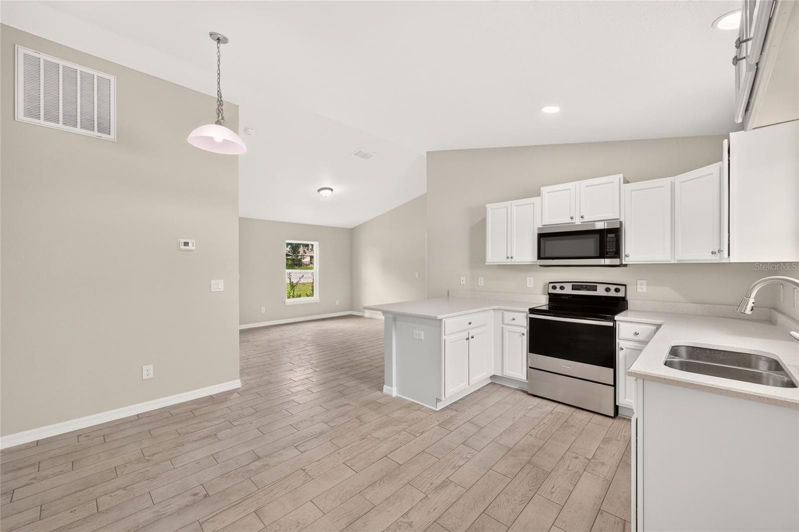 Single Family Residence at 32 DOGWOOD DRIVE CT, OCALA, photo 16 of 54