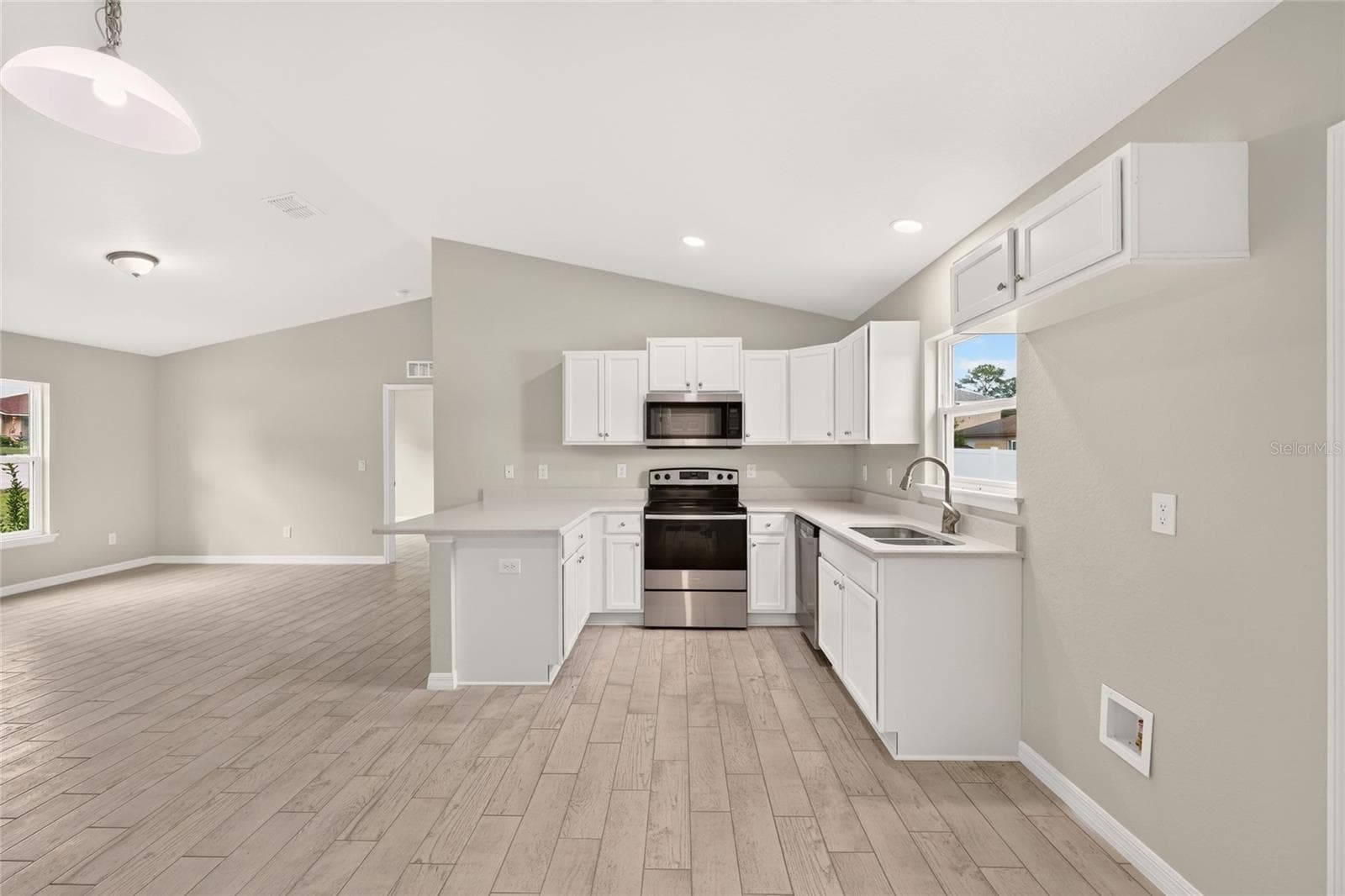 Single Family Residence at 32 DOGWOOD DRIVE CT, OCALA, photo 17 of 54