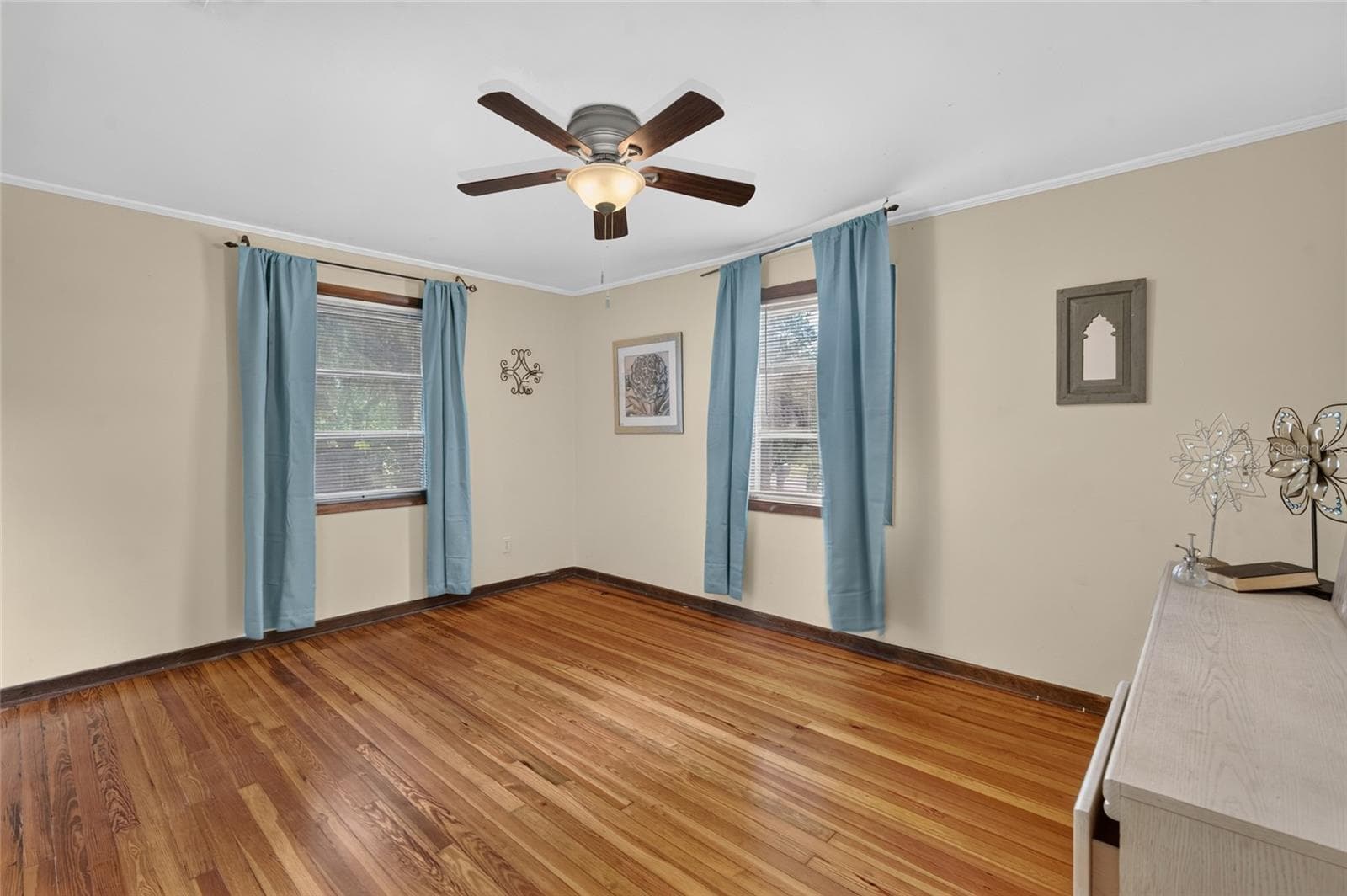 Single Family Residence at 210 NEBRASKA AVE, LEESBURG, photo 12 of 23