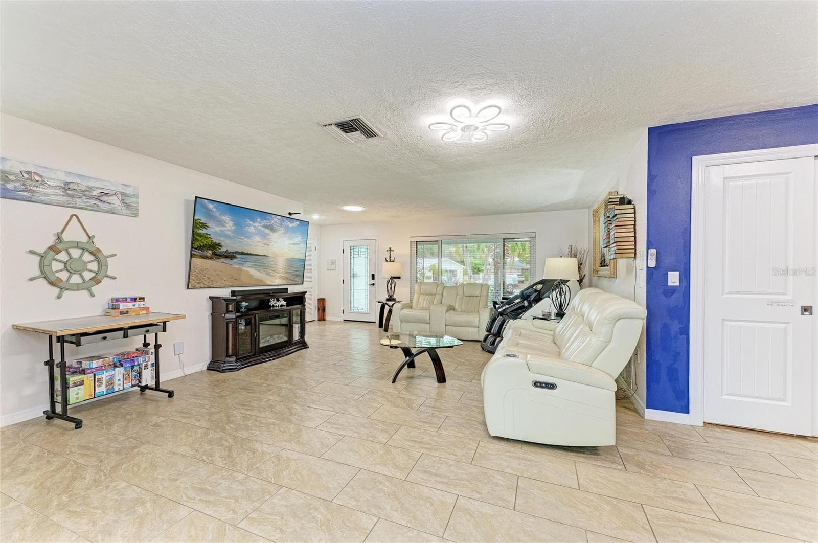 Single Family Residence at 7405 12TH AVE W, BRADENTON, photo 17 of 65