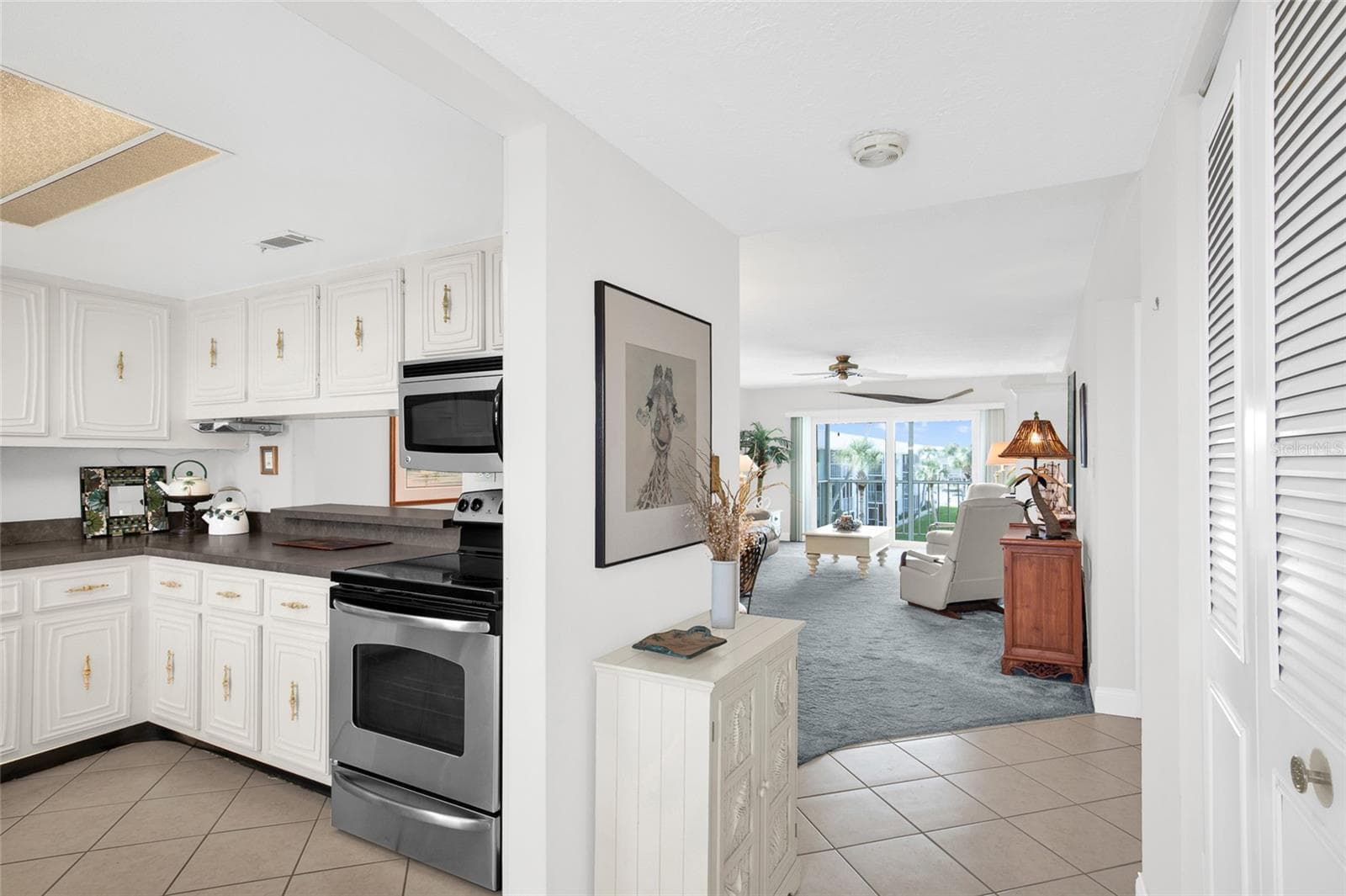 Condominium at 325 N CAUSEWAY #C302, NEW SMYRNA BEACH, photo 4 of 26