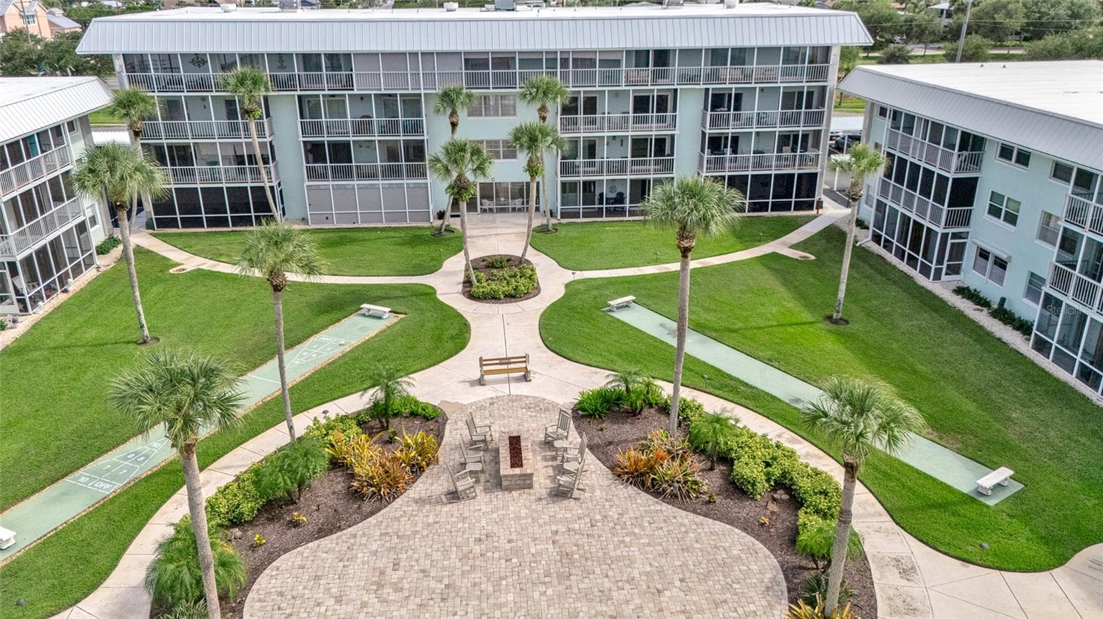 Condominium at 325 N CAUSEWAY #C302, NEW SMYRNA BEACH, photo 23 of 26