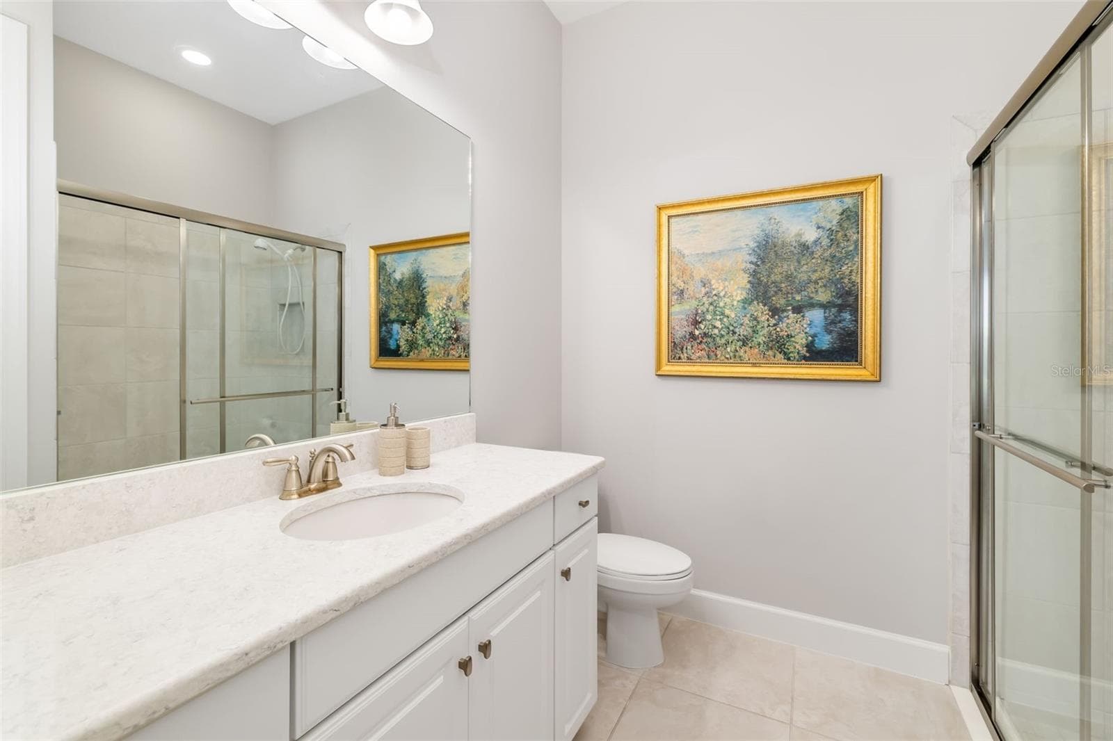 Third ensuite bathroom - 12807 SORRENTO WAY, BRADENTON