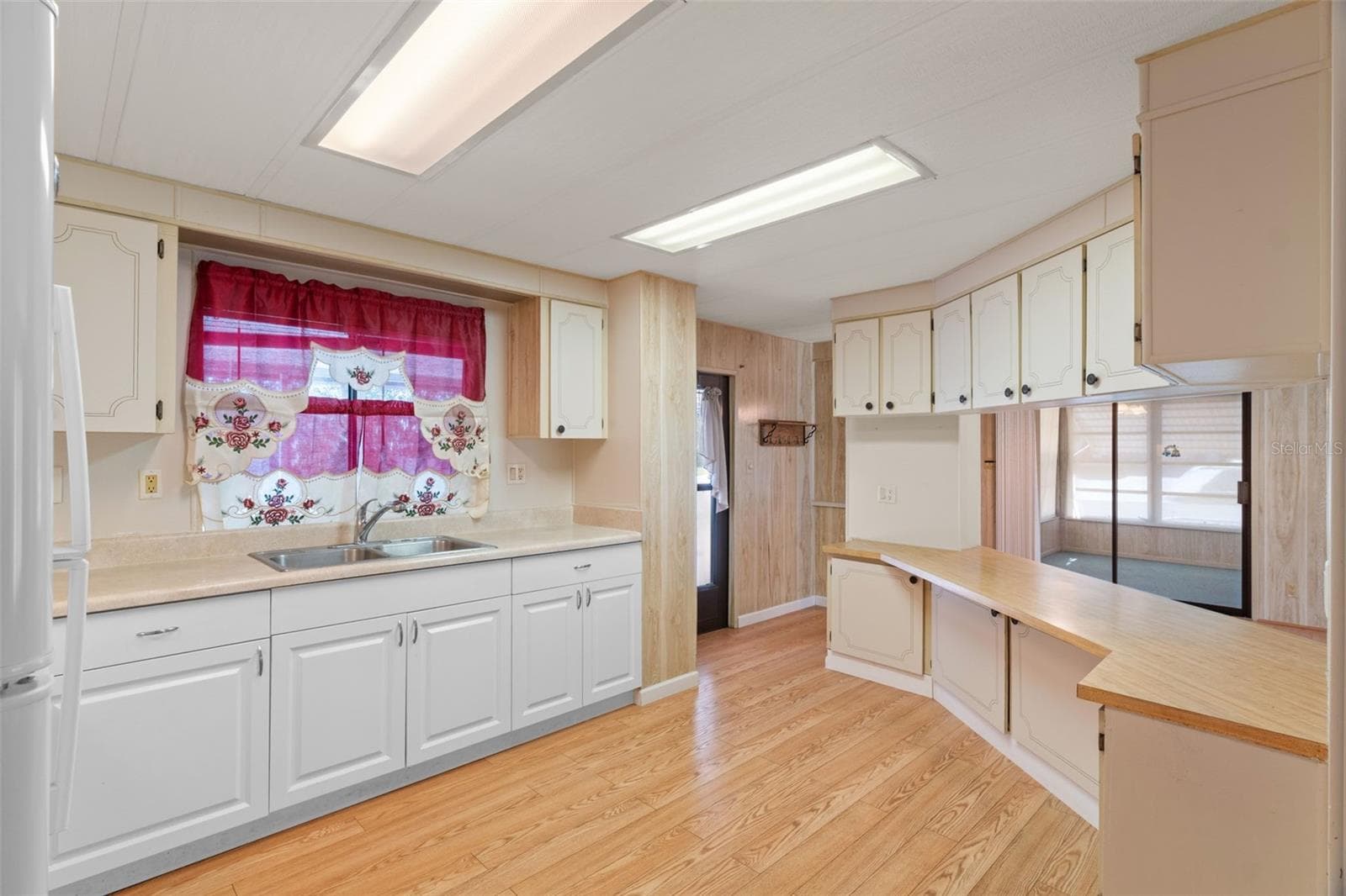 Manufactured Home at 8489 FLEETWAY AVE, BROOKSVILLE, photo 20 of 55