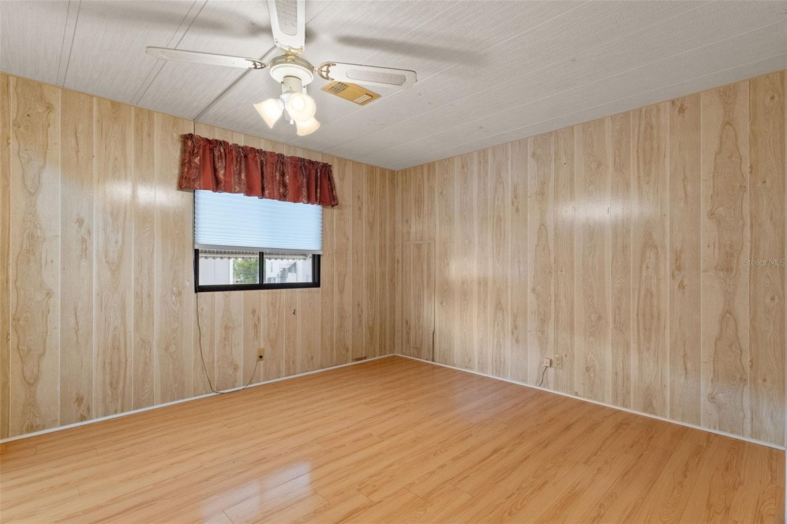 Manufactured Home at 8489 FLEETWAY AVE, BROOKSVILLE, photo 23 of 55
