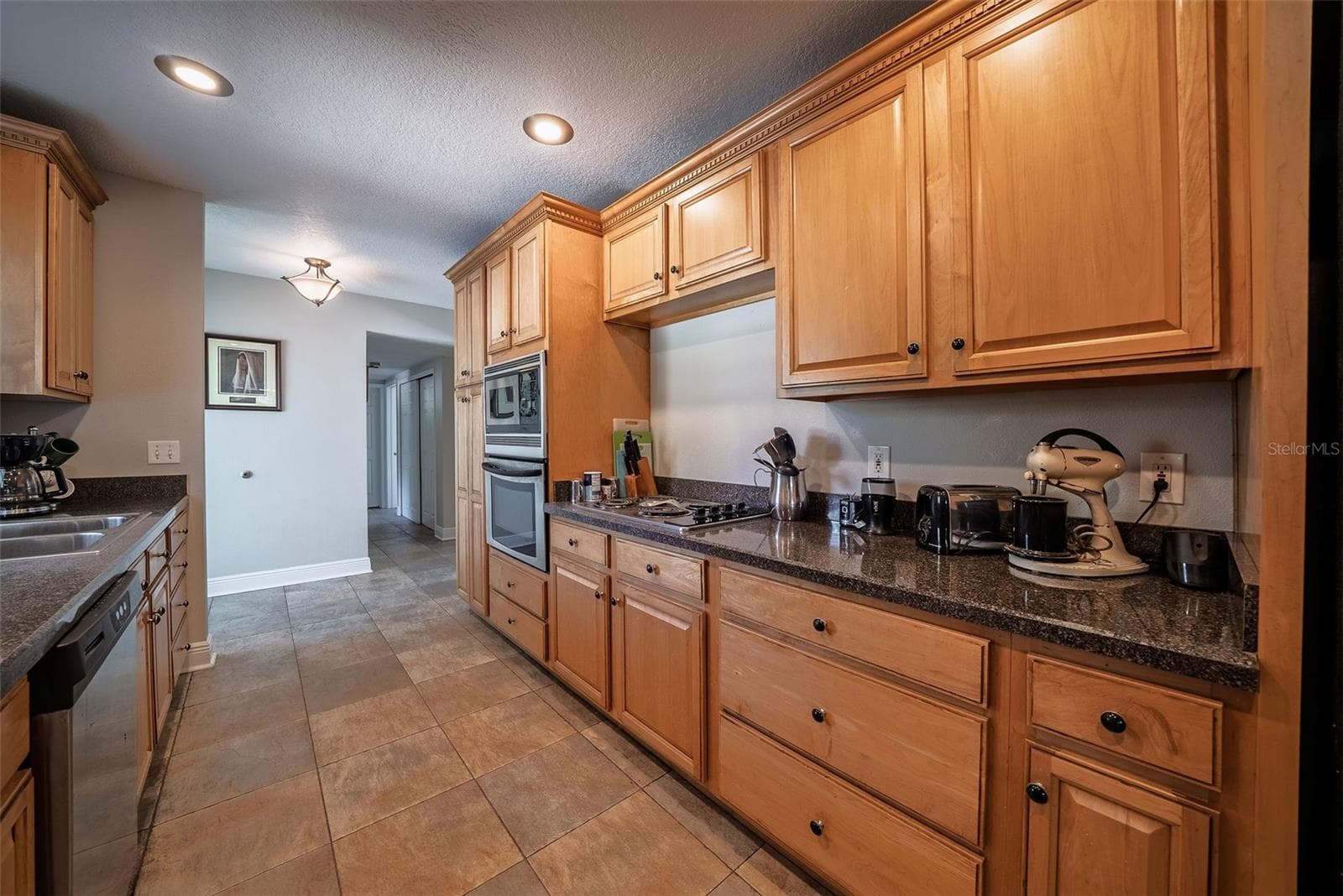 Single Family Residence at 112 BELL PL, WINTER PARK, photo 6 of 31