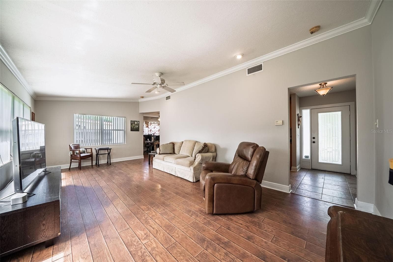 Single Family Residence at 112 BELL PL, WINTER PARK, photo 10 of 31
