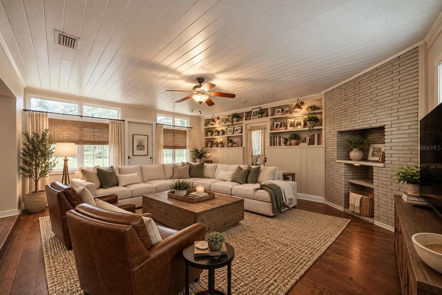 Single Family Residence at 112 BELL PL, WINTER PARK, photo 17 of 31