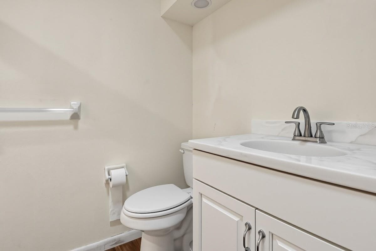 Condominium at 2006 TEAKWOOD LN, PORT ORANGE, photo 14 of 35