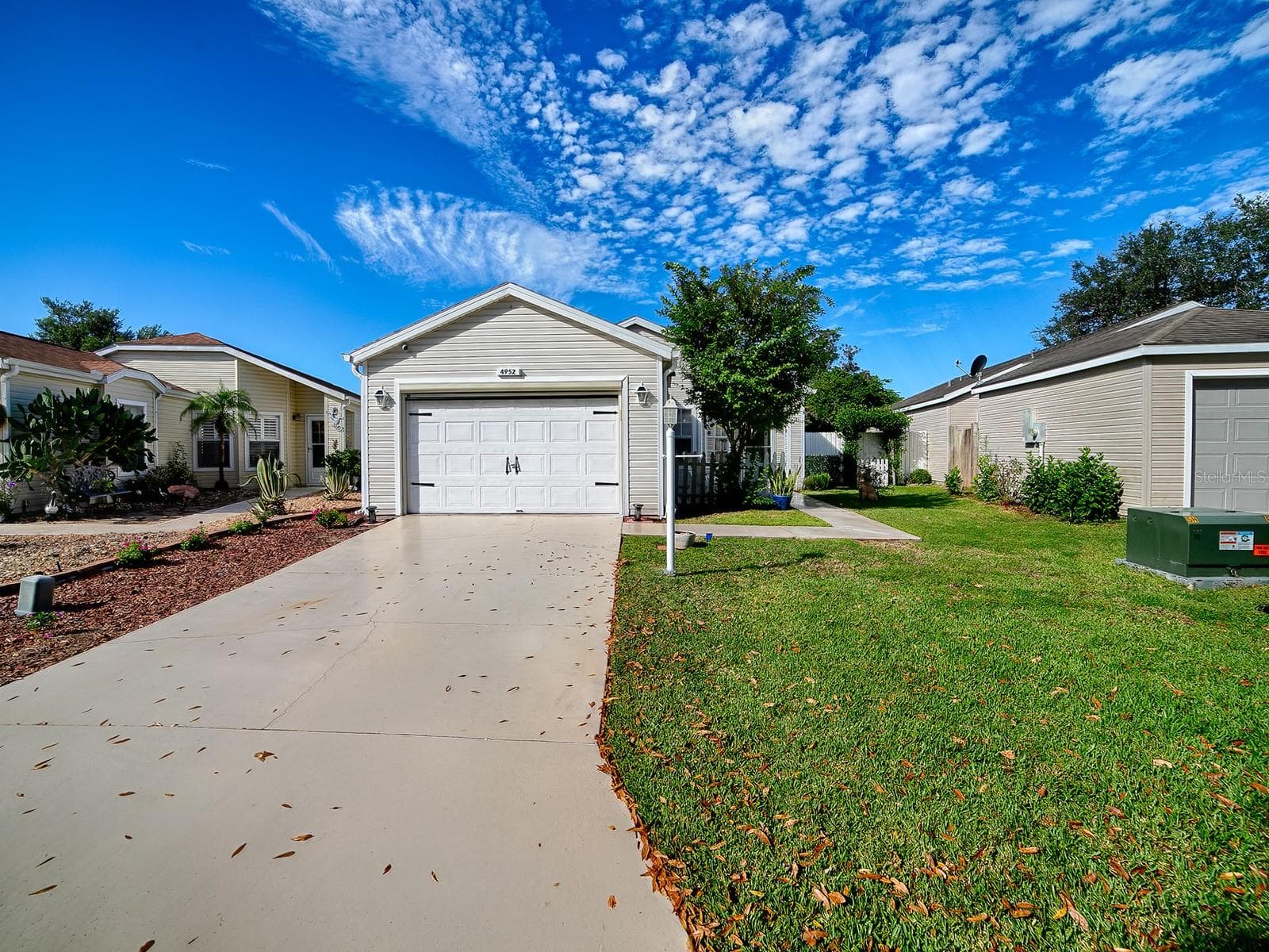 4952 HERON RUN CIR