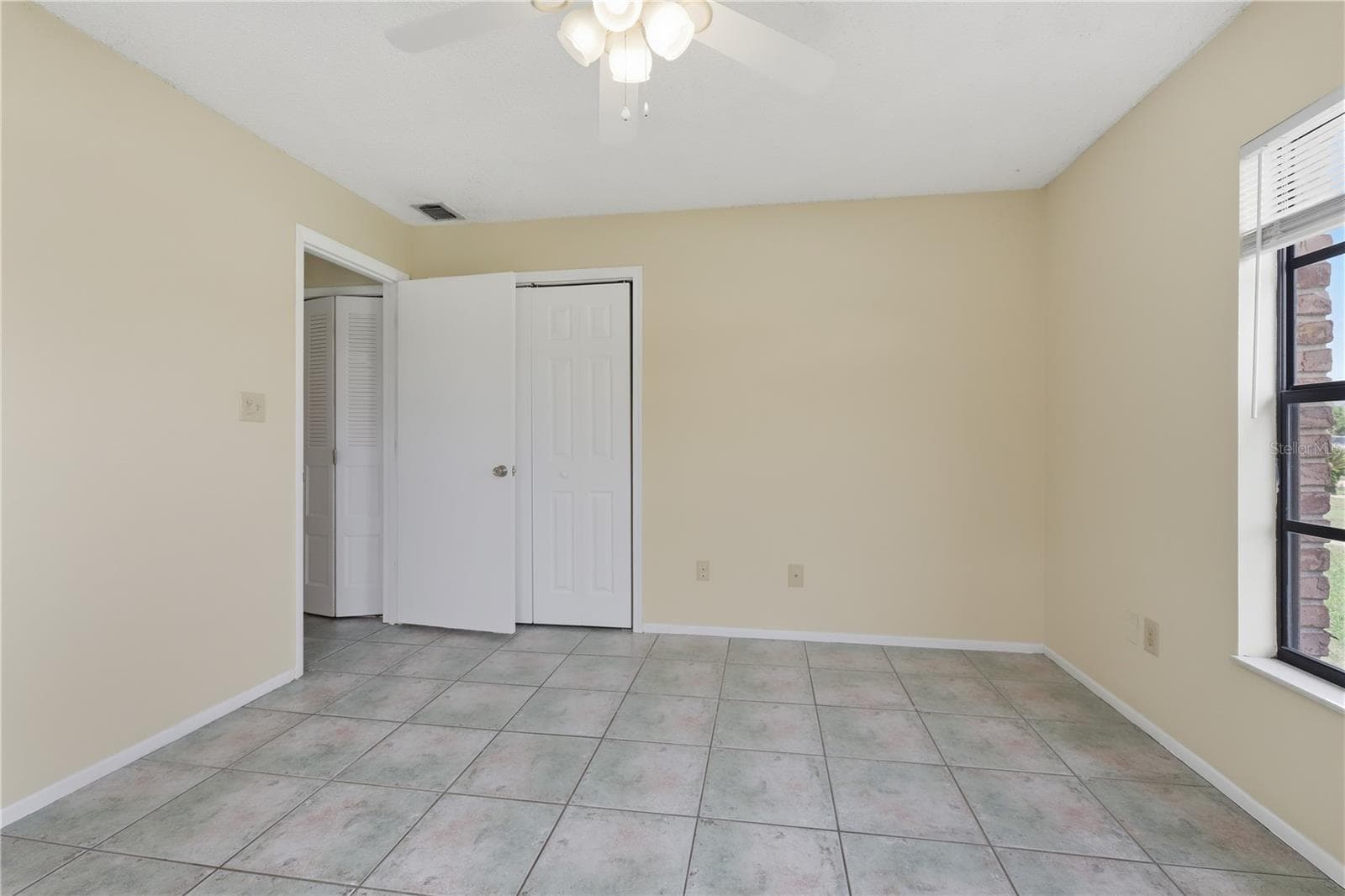 Single Family Residence at 943 MARQUETTE CT, DELTONA, photo 19 of 29