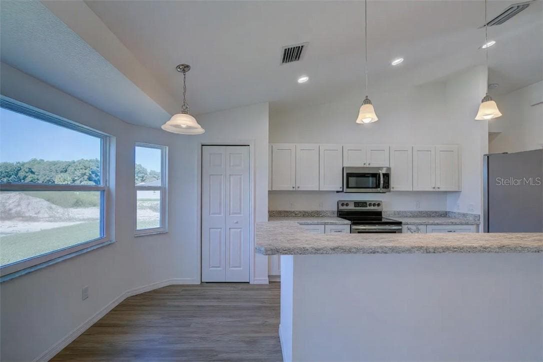 Single Family Residence at 146 N Crestwood AVE, INVERNESS FL 34453, Inverness, photo 19 of 24