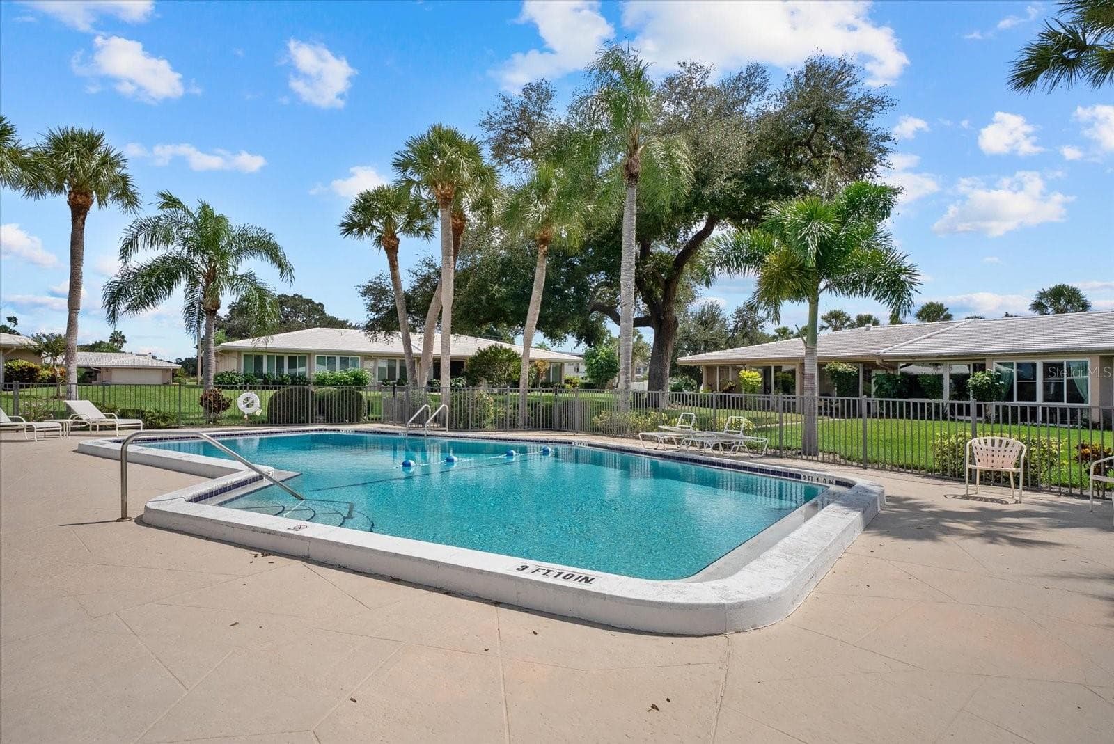 Condominium at 3289 FAIRHAVEN LN #112, SARASOTA, photo 35 of 44