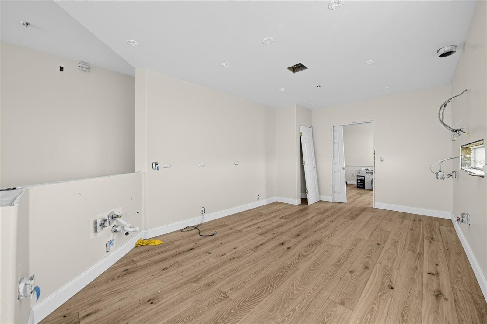 Condominium at 8743 THE ESPLANADE #19, ORLANDO, photo 9 of 34