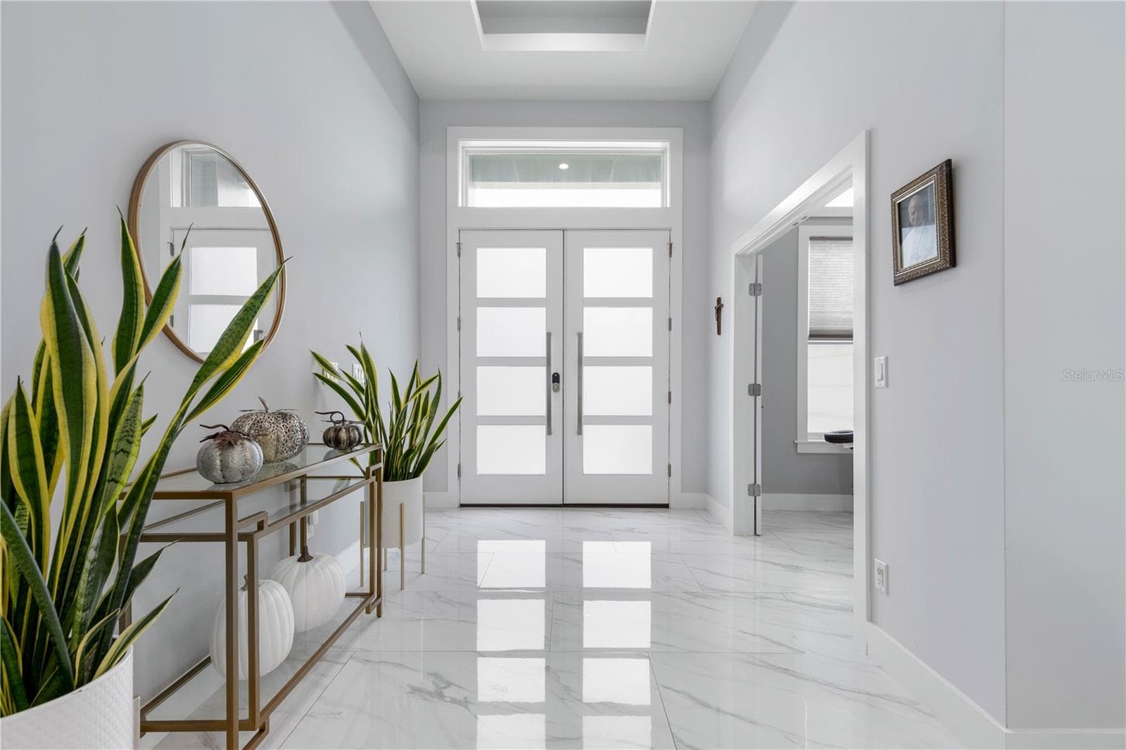 8' Double door foyer - 2 ROBIN PL, PALM COAST
