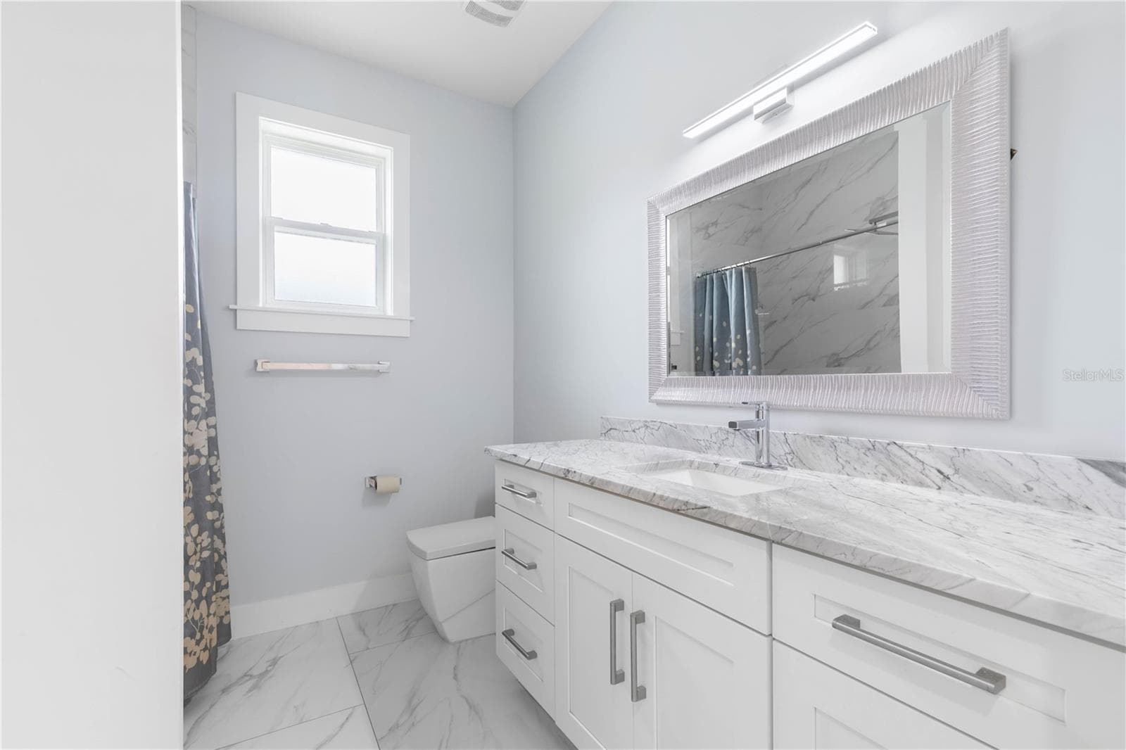 Guest bath - 2 ROBIN PL, PALM COAST