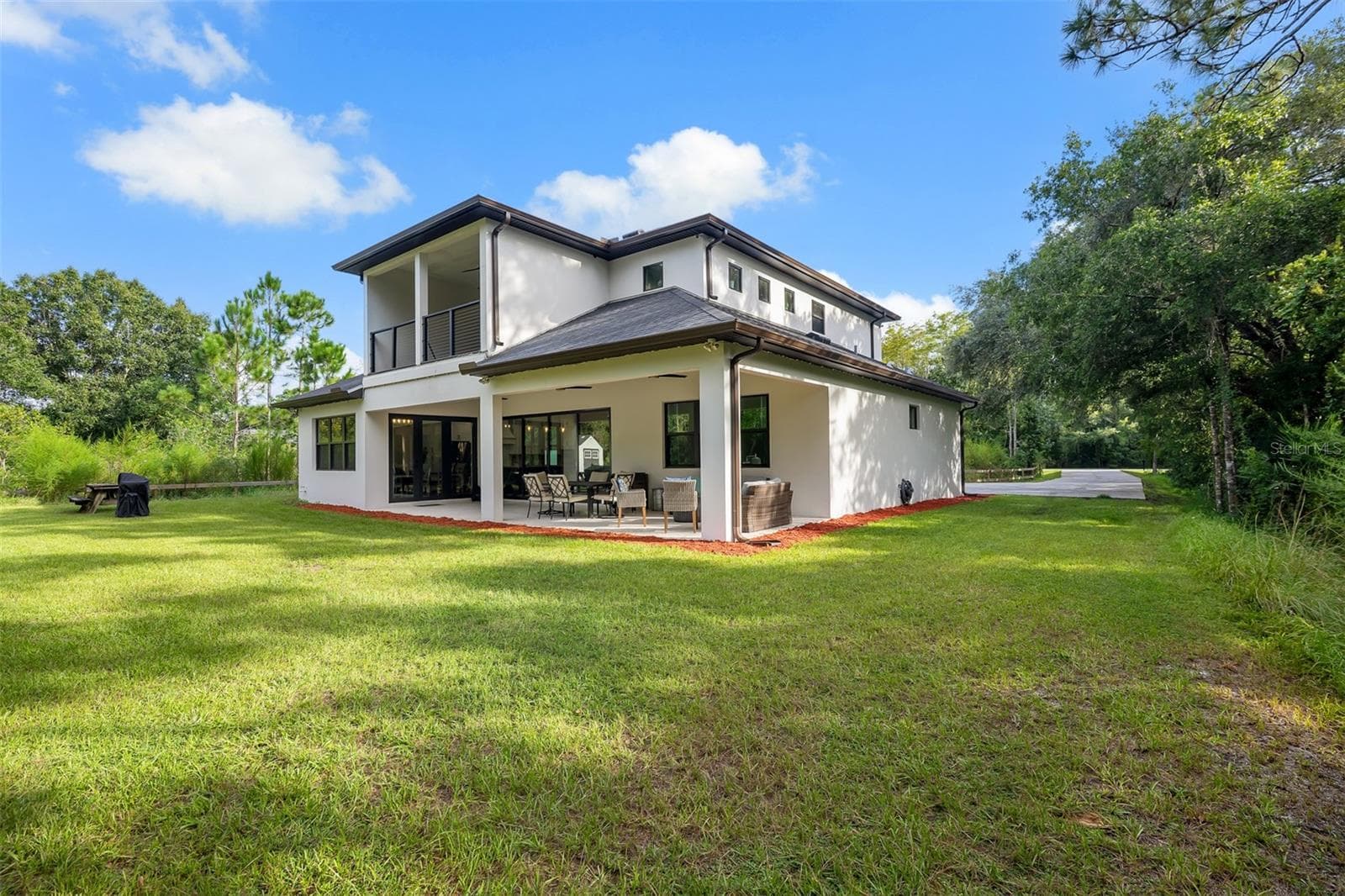 Single Family Residence at 19811 MARDI GRAS ST, ORLANDO, photo 5 of 48