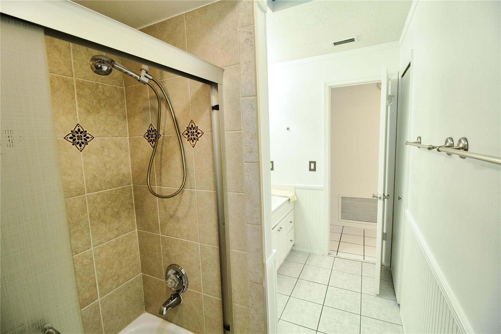 Bathroom #2 - 5029 MAUI CIR, ORLANDO
