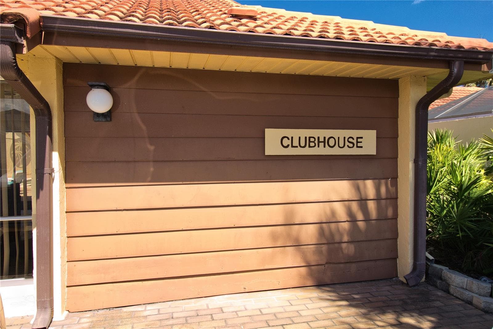 Island Club Clubhouse - 5029 MAUI CIR, ORLANDO