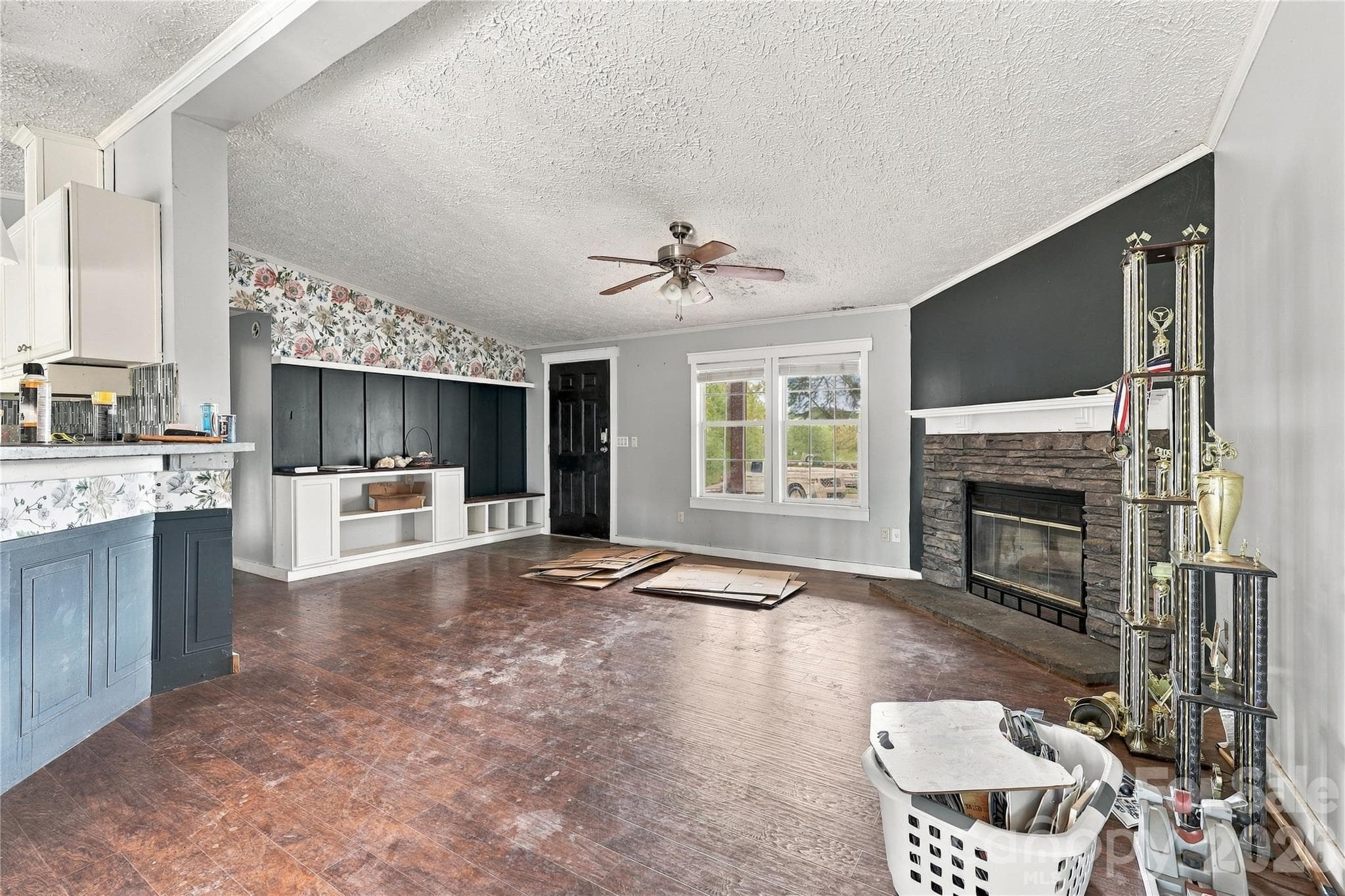Single Family Residence at 784 Big Level Road, Mill Spring, photo 9 of 46